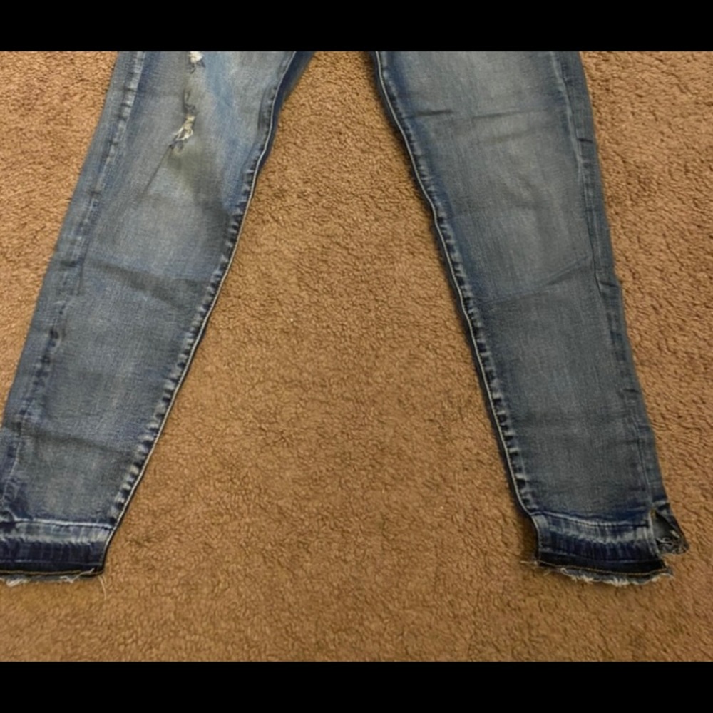 Fashionnova mid rise jeans - Picture 3 of 3